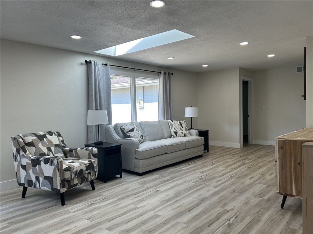 810 Park Hills Drive Property Photo 16