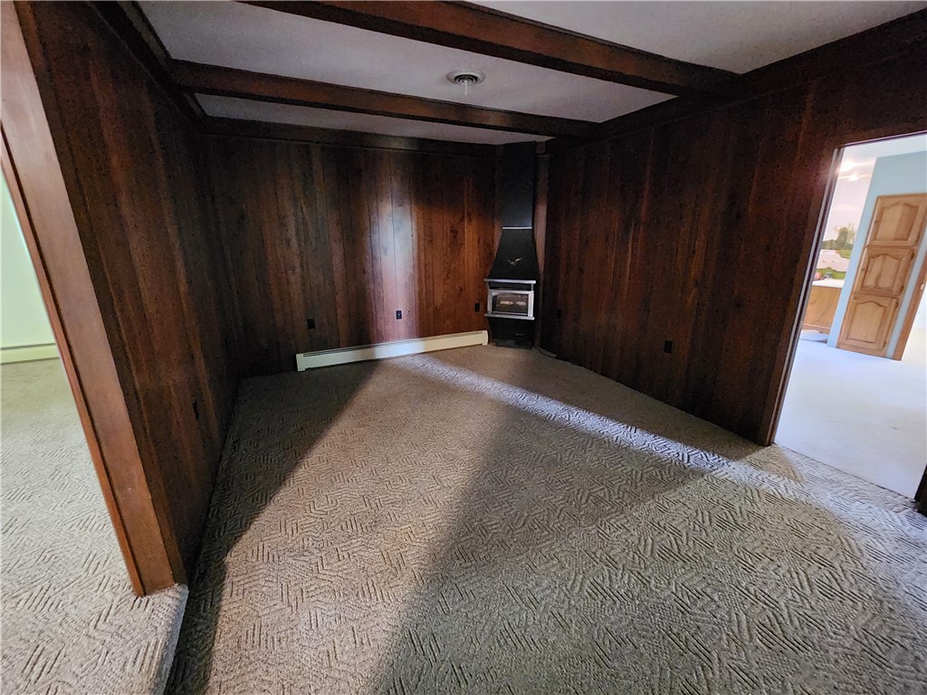 2638 E 1050th Avenue Property Photo 6