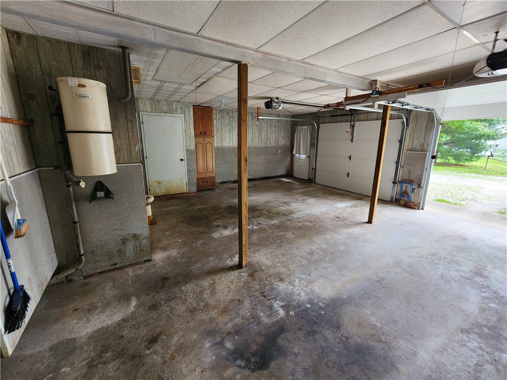 2638 E 1050th Avenue Property Photo 25
