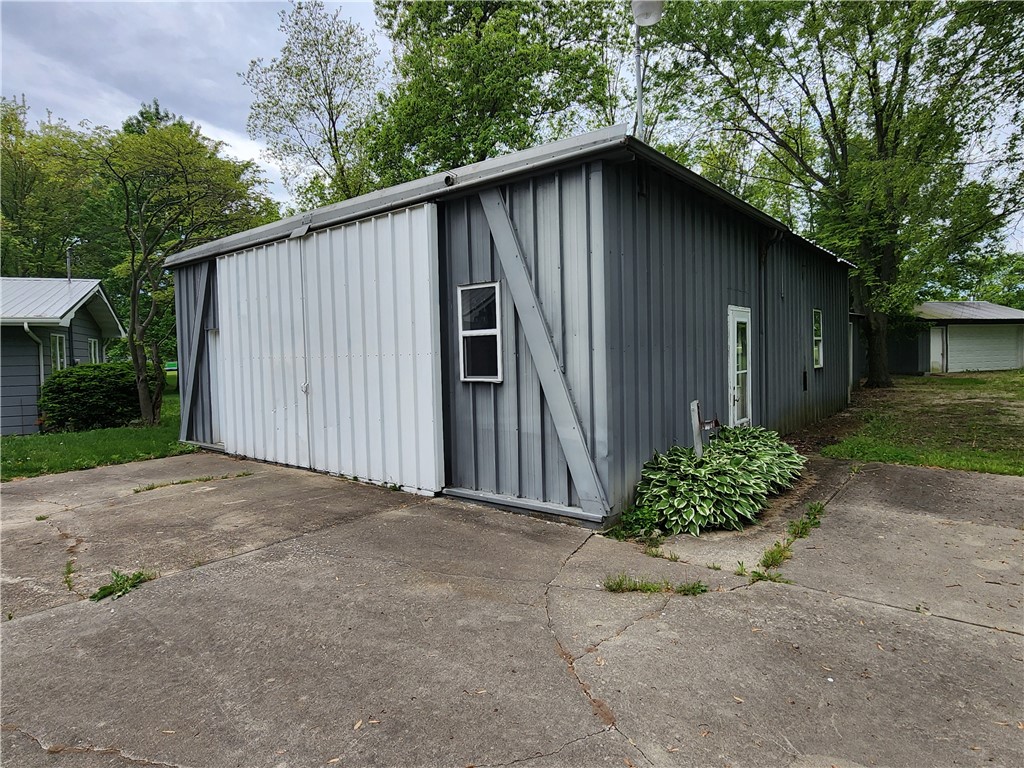 2638 E 1050th Avenue Property Photo 27