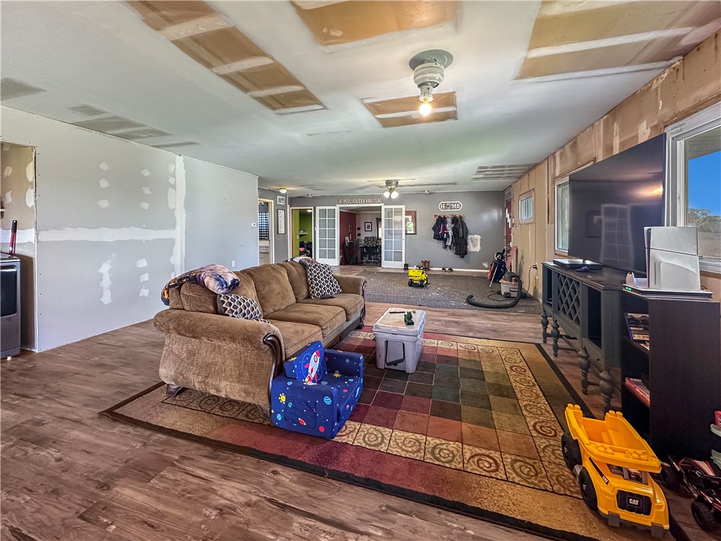 12822 N County Road 600e Property Photo 14