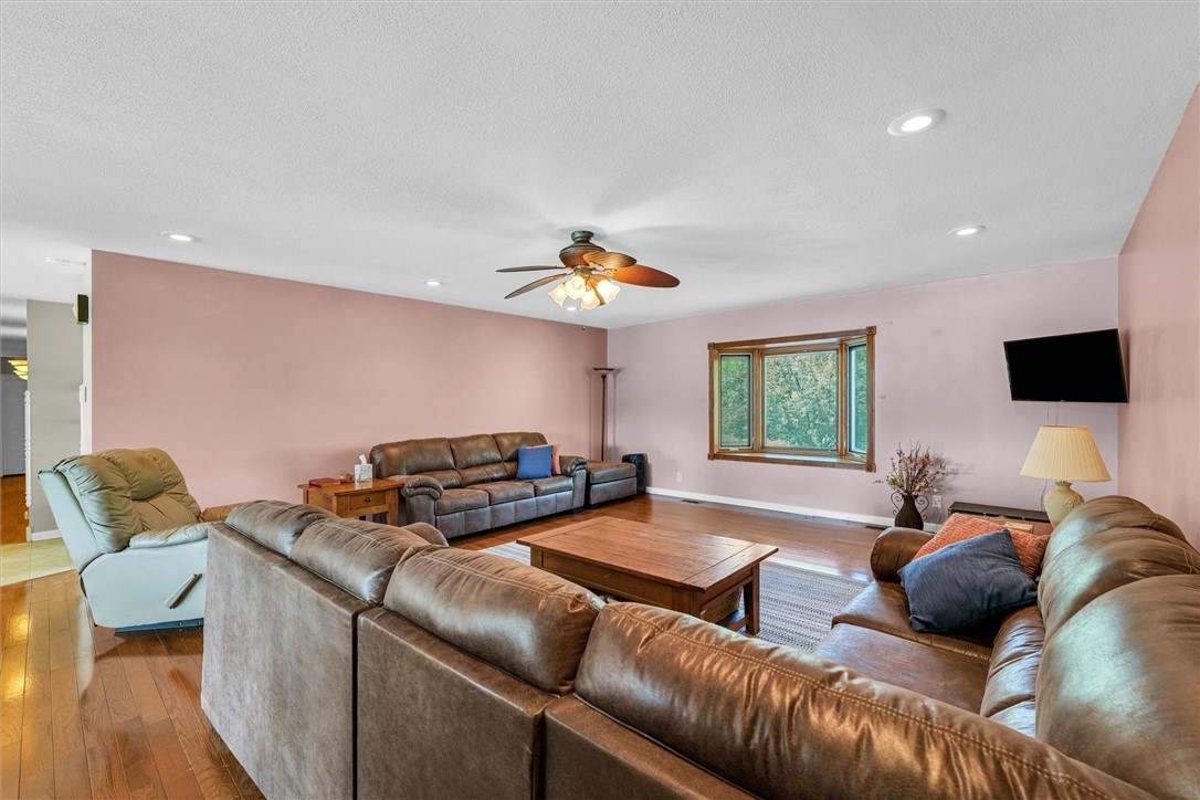 59 Vj Drive Property Photo 12