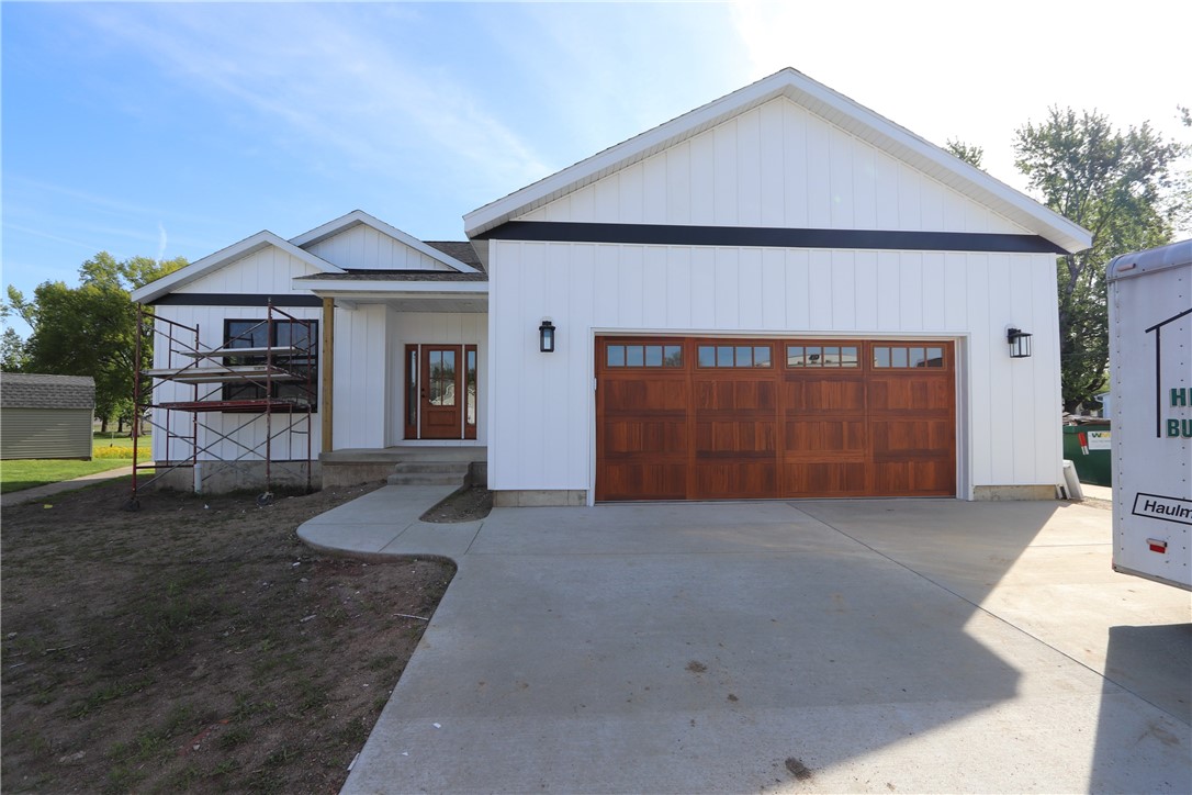 912 Vanlaningham Drive Property Photo