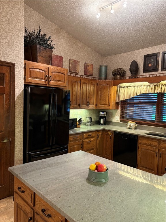2236 Seneca Drive Property Photo 10