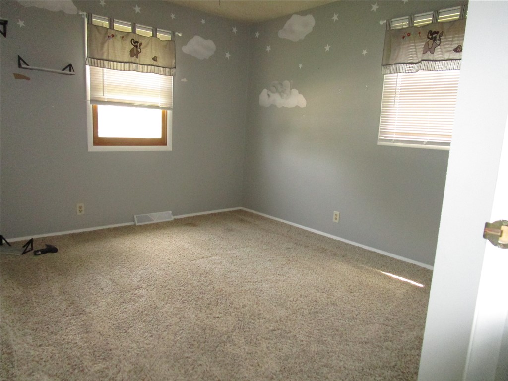 205 Franklin Street Property Photo 9