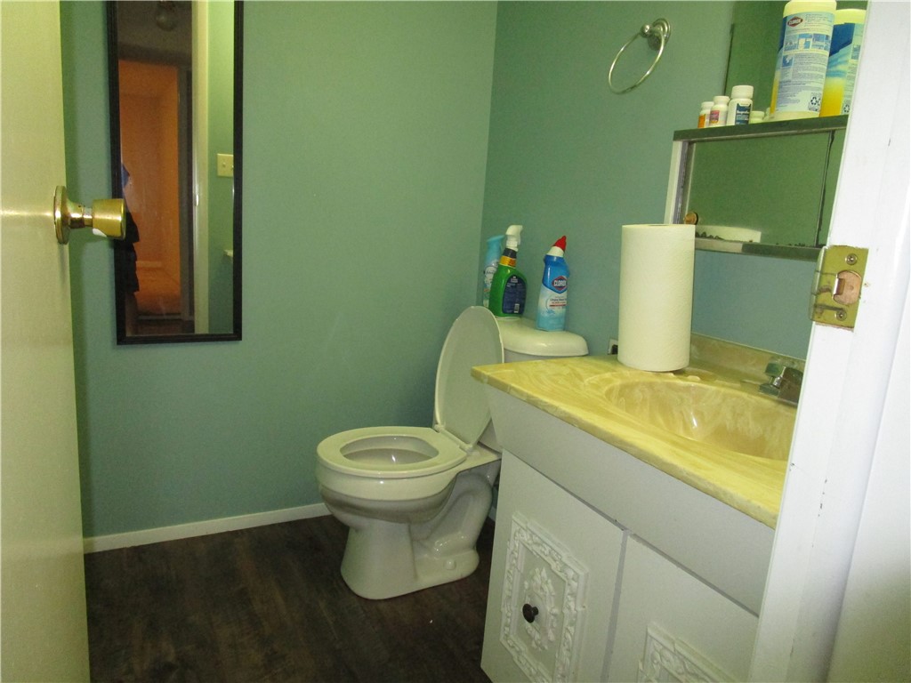 205 Franklin Street Property Photo 14