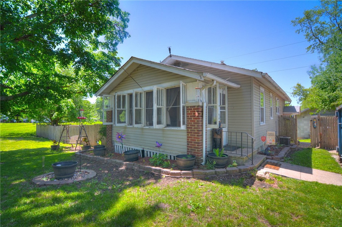 805 N 33rd Street Property Photo