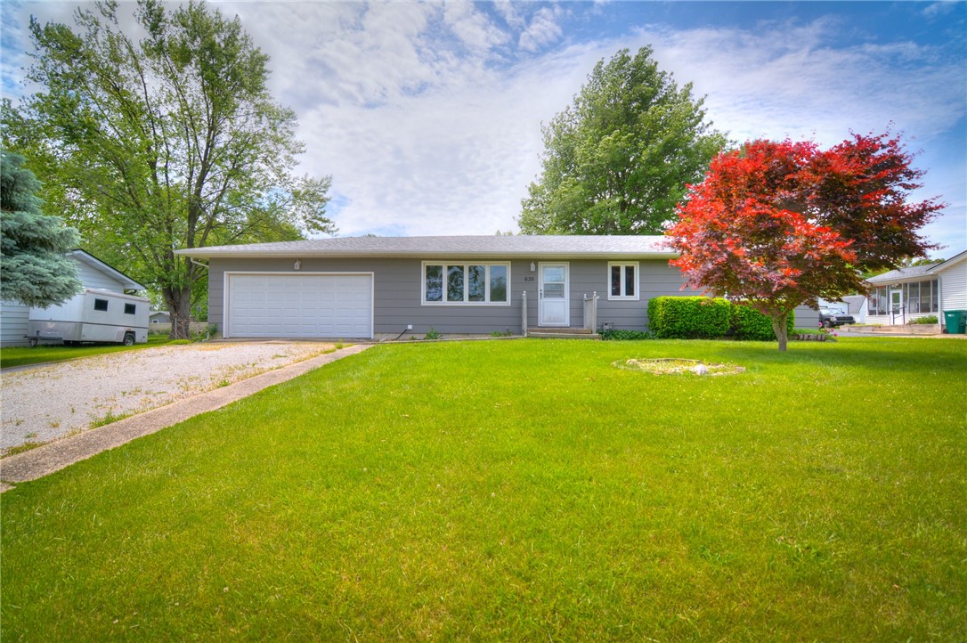 635 E North Street Property Photo