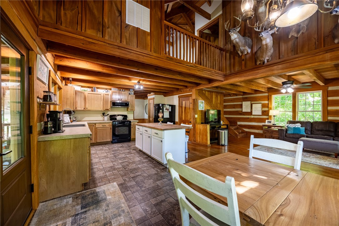4276 W Wander Road Property Photo 9