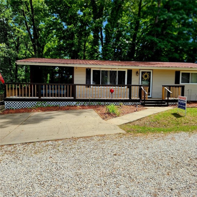15 Oak Tree Lane Property Photo