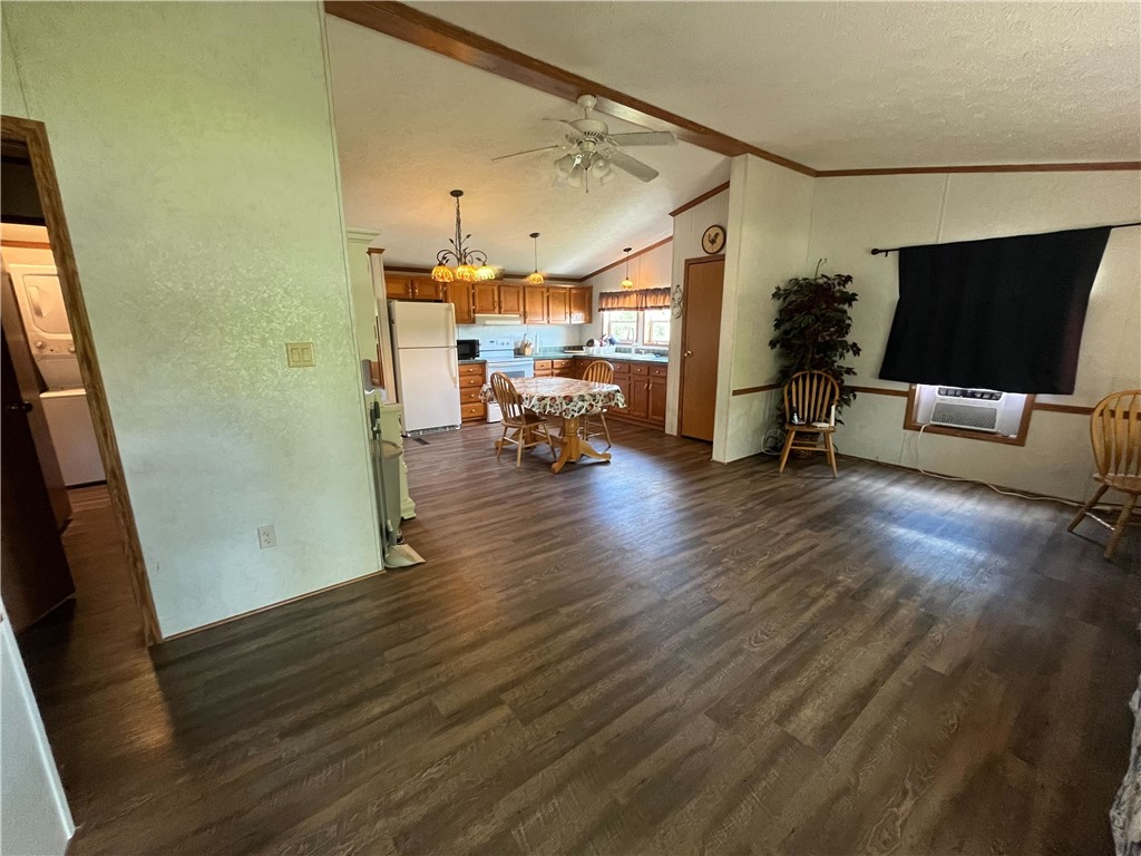 3691 N 1100th Street Property Photo 9