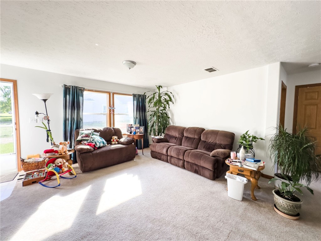 1107 Pine Street Property Photo 3
