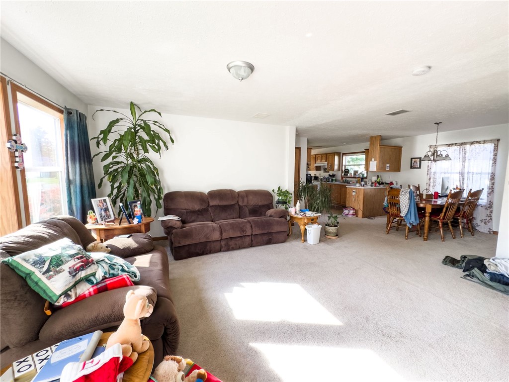 1107 Pine Street Property Photo 4