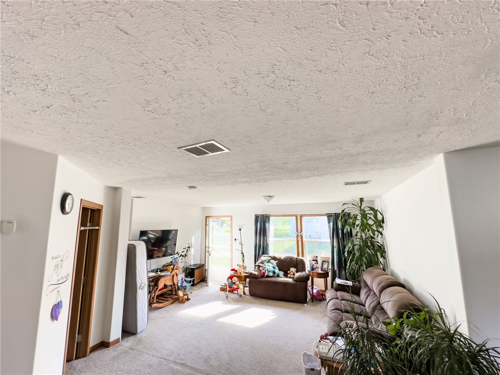 1107 Pine Street Property Photo 5
