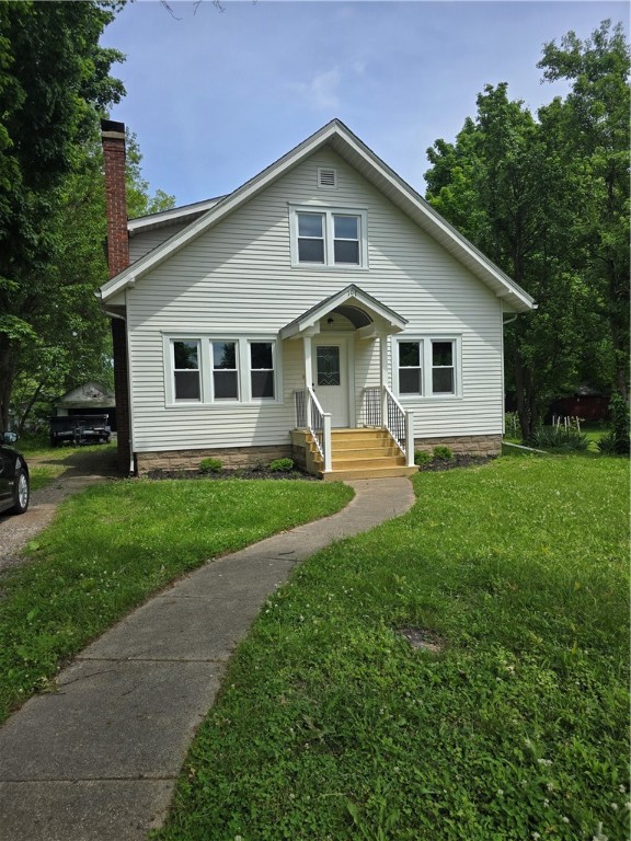 107 & 105 S Edwards Street Property Photo 1