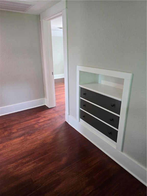 107 & 105 S Edwards Street Property Photo 25