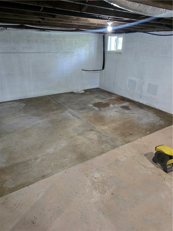 107 & 105 S Edwards Street Property Photo 28