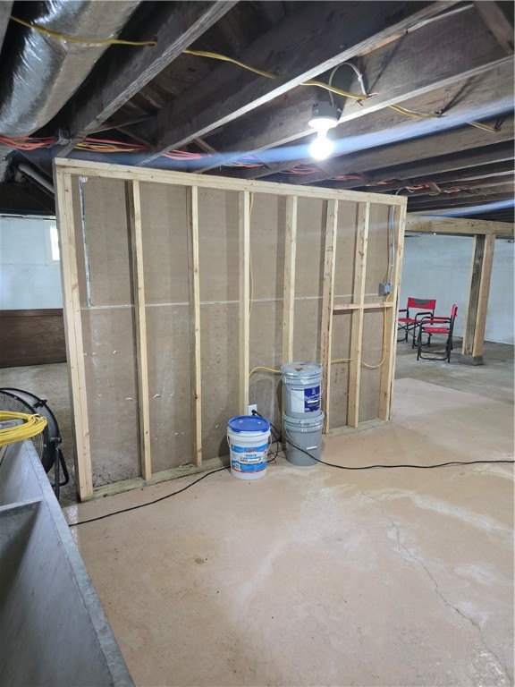 107 & 105 S Edwards Street Property Photo 29