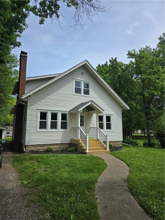 107 & 105 S Edwards Street Property Photo 34