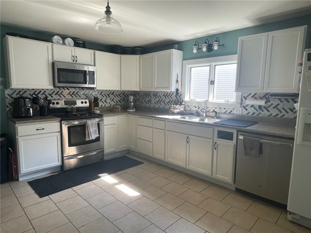 1705 Dewitt Avenue Property Photo 5