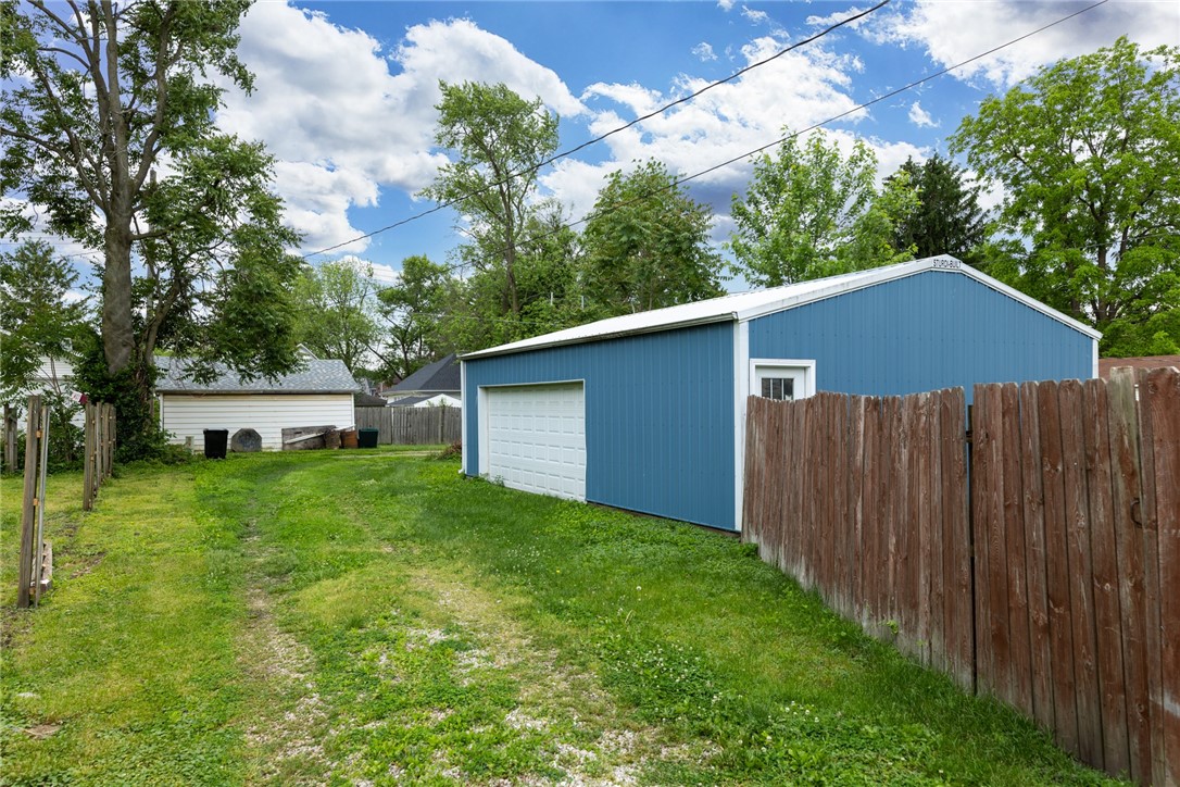 2809 Champaign Avenue Property Photo 7