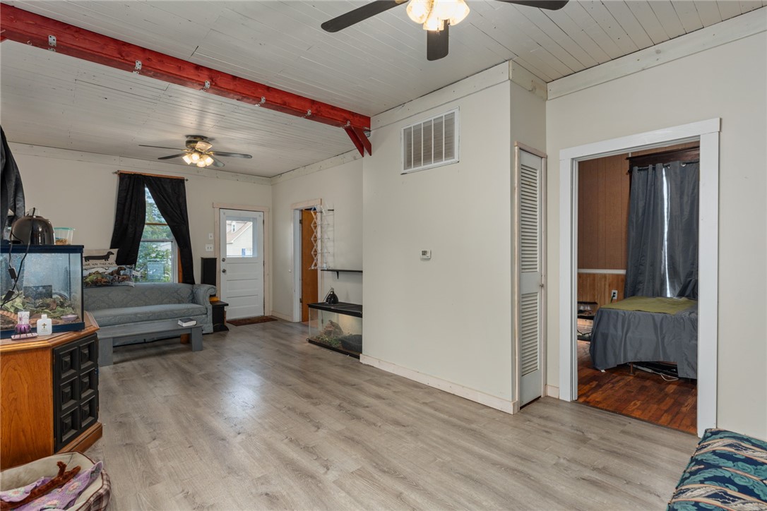 2809 Champaign Avenue Property Photo 10