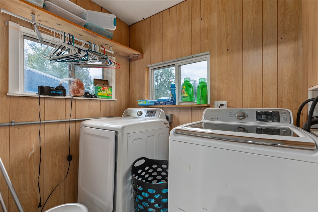 2809 Champaign Avenue Property Photo 17
