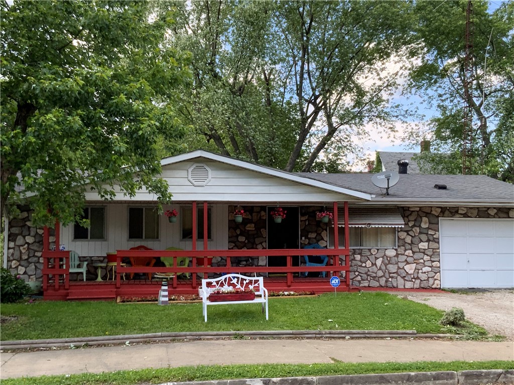 603 W English Street Property Photo