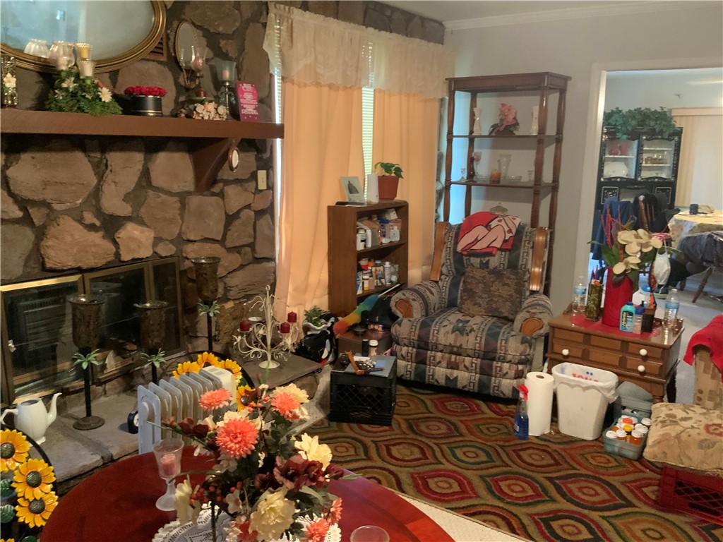 603 W English Street Property Photo 7
