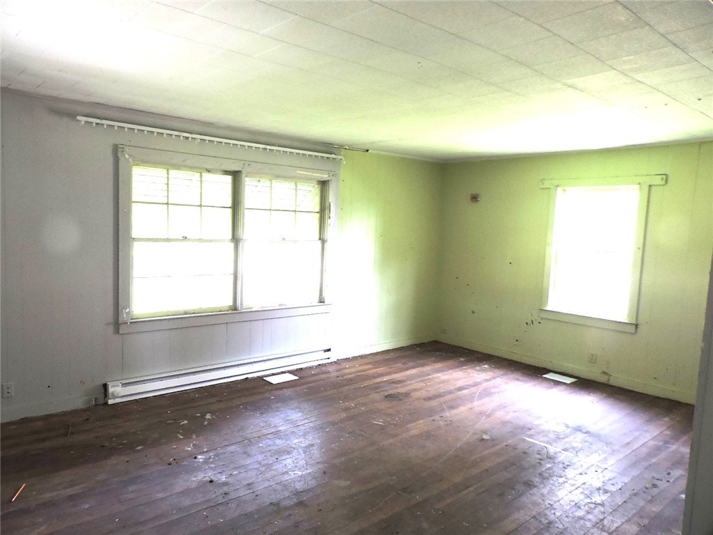305 Porter Street Property Photo 3