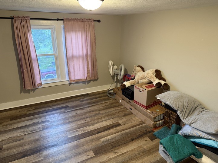 303 E Glenwood Avenue Property Photo 7
