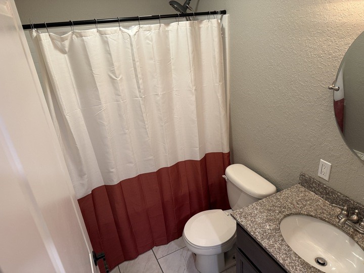 303 E Glenwood Avenue Property Photo 18