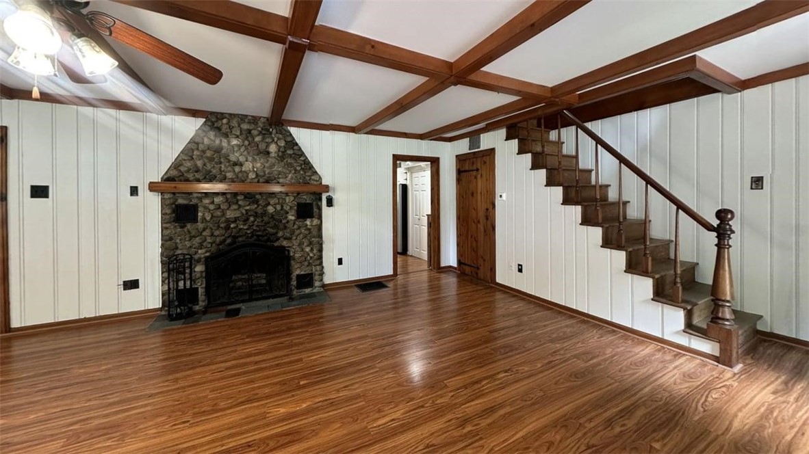 3728 N Lake Boulevard Property Photo 9