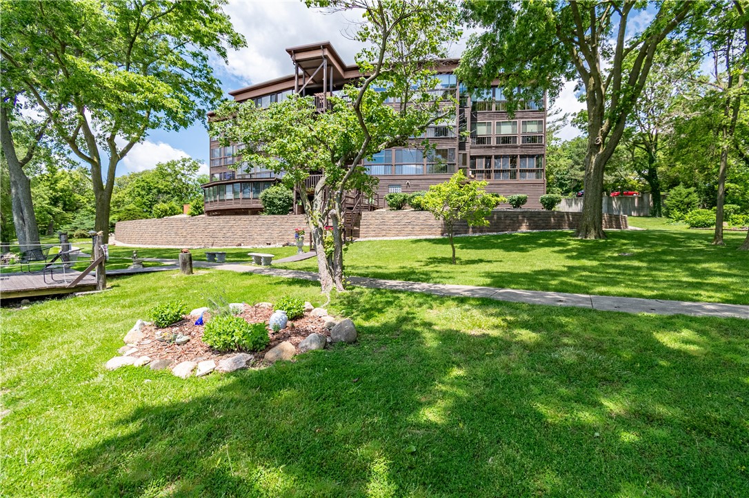 855 E Lake Shore Drive 3d Property Photo