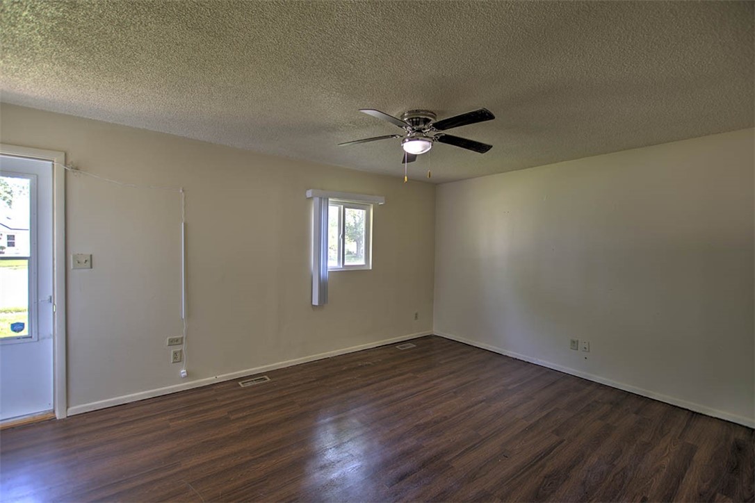 1951 King Arthur Drive Property Photo 4