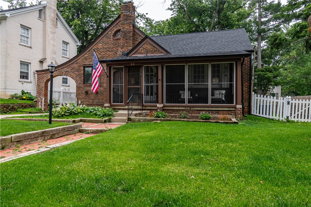 316 S Westlawn Avenue Property Photo