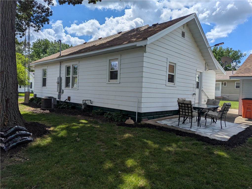 932 1st Street Property Photo 20