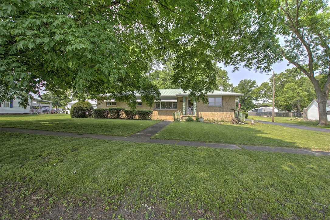 427 S Madison Street Property Photo 1