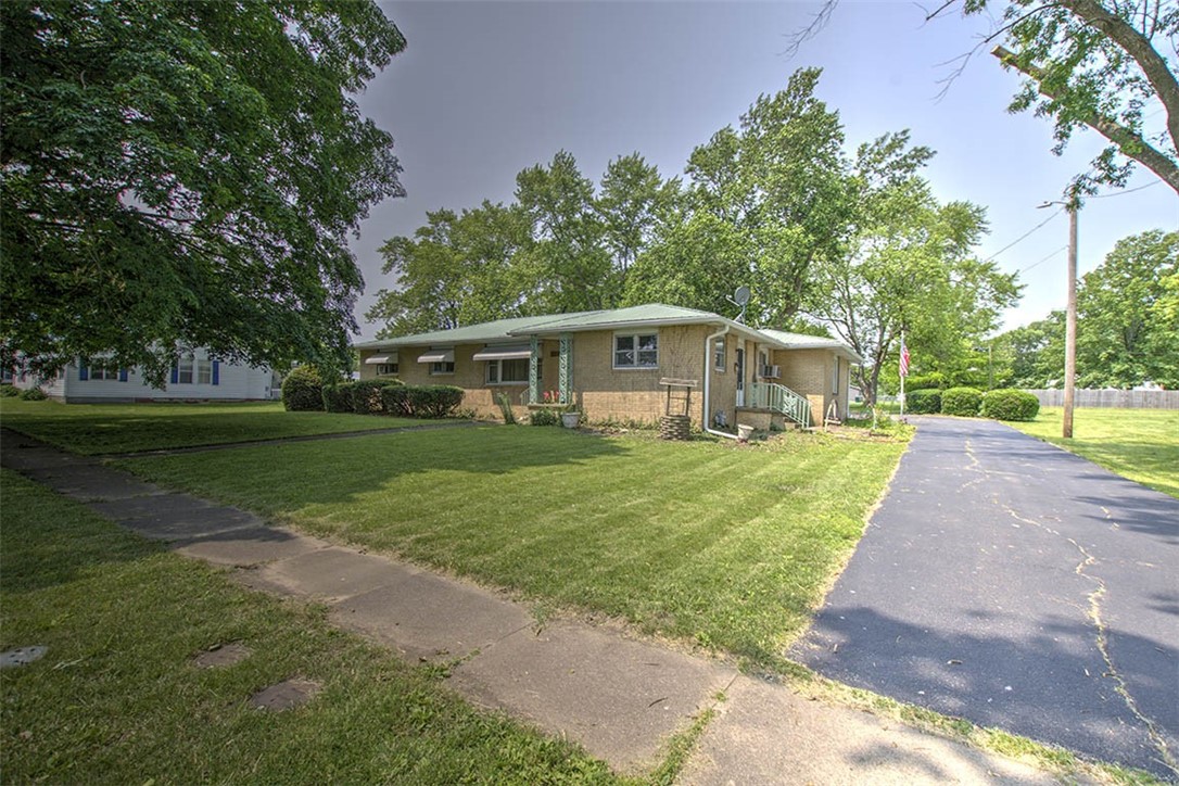 427 S Madison Street Property Photo 2