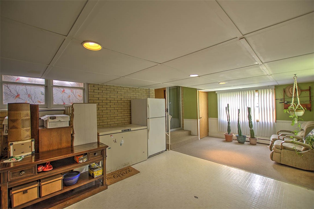 427 S Madison Street Property Photo 7