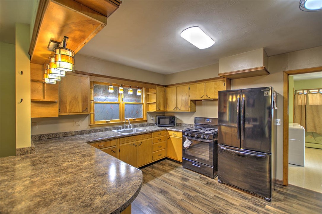 427 S Madison Street Property Photo 8