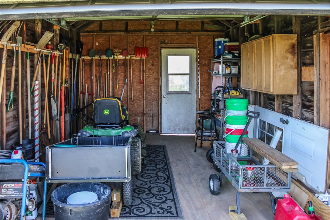 1084 County Road 100 E Property Photo 25