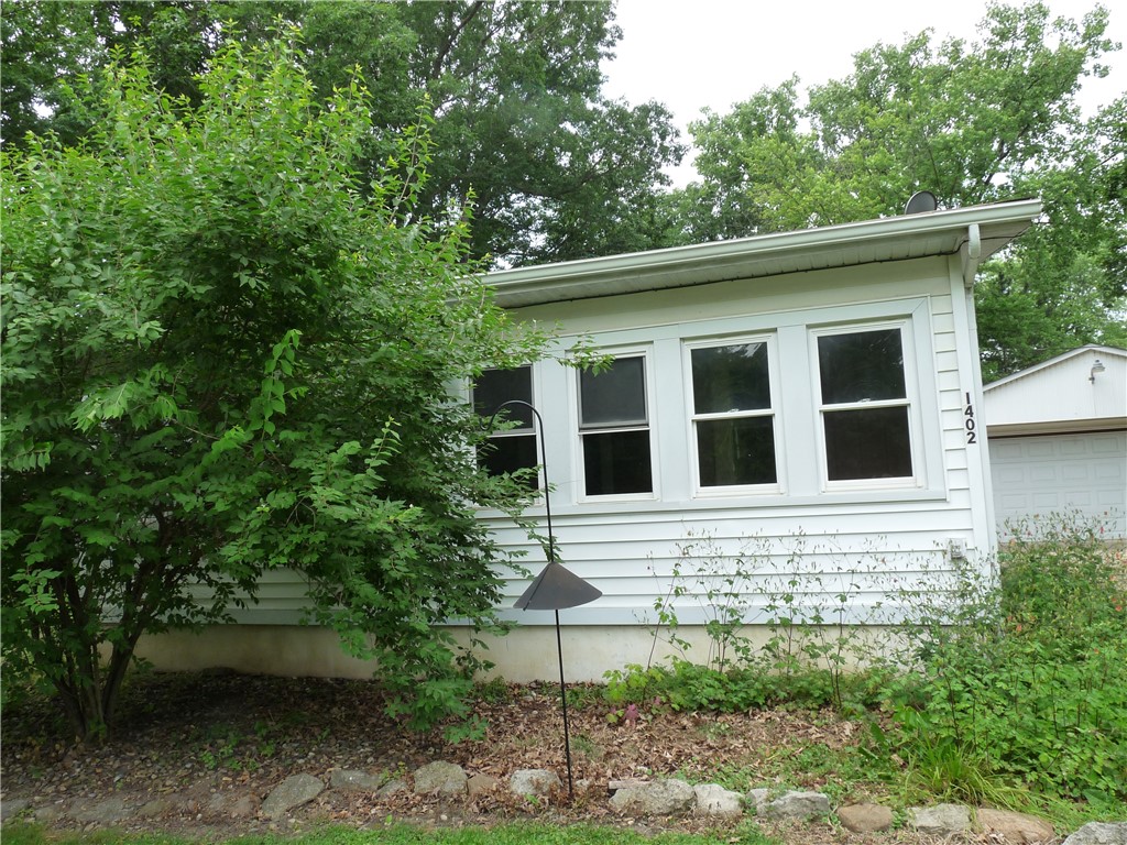 1402 Dean Street Property Photo 15
