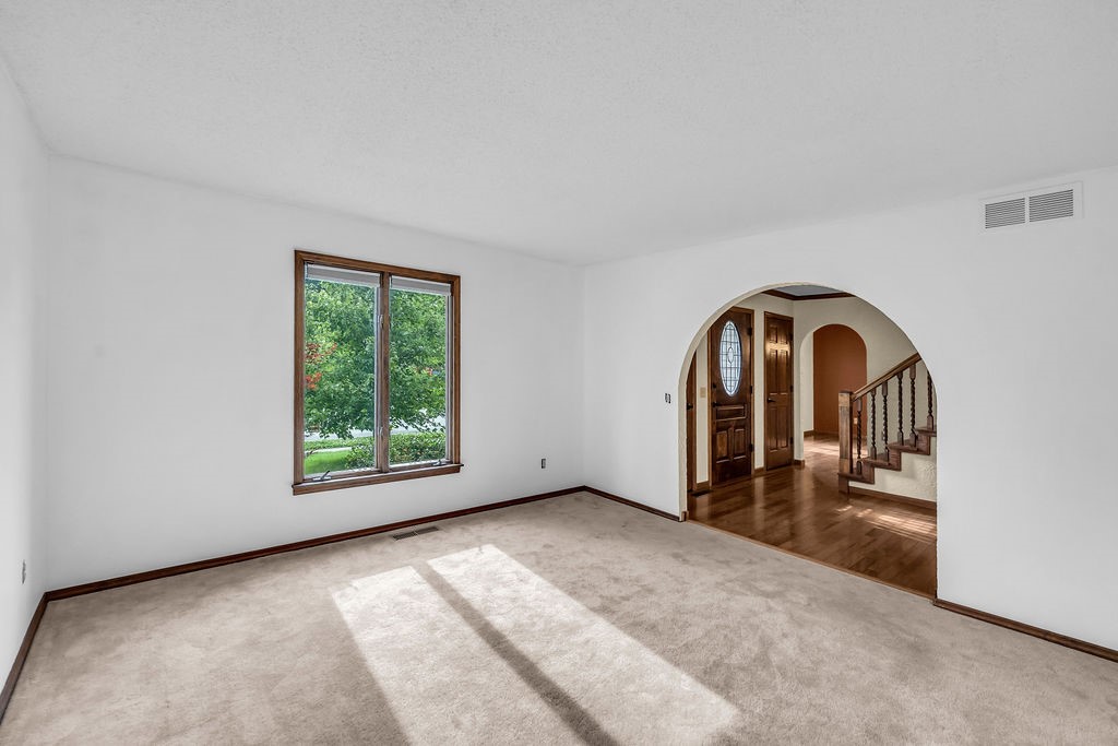 4554 Nicklaus Court Property Photo 8