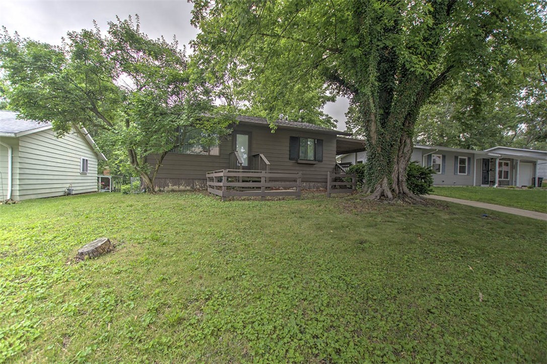 98 Phillips Drive Property Photo 2