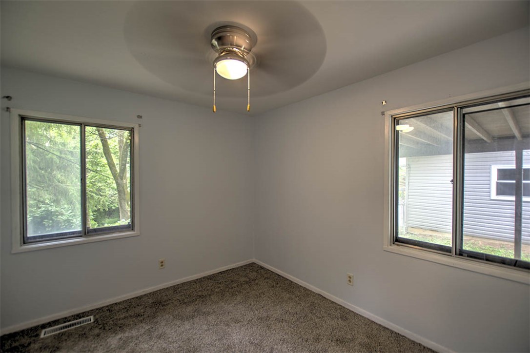 98 Phillips Drive Property Photo 10