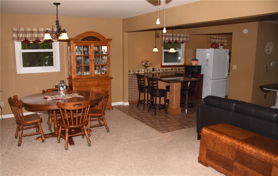 8404 E Twin Oaks Drive Property Photo 9