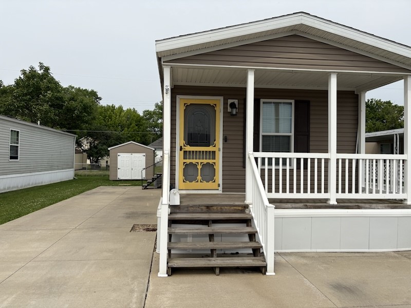 Lot 32 812 9th Property Photo 1