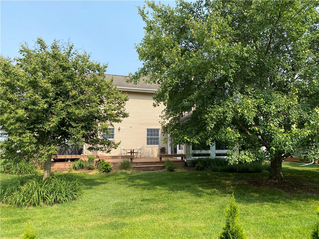 2524 Woodlawn Drive Property Photo 4