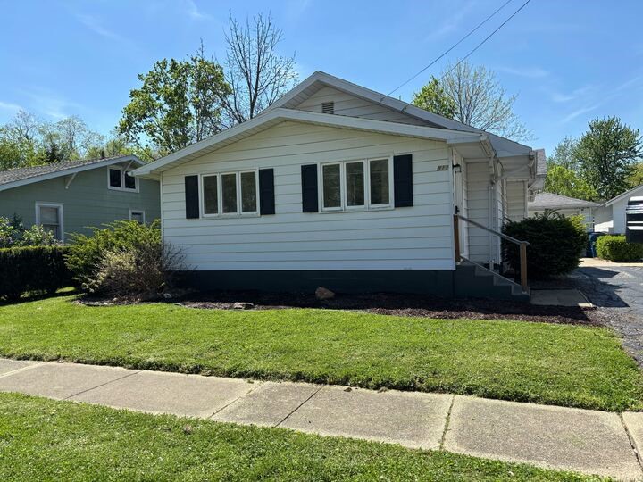 811 N Jefferson Street Property Photo